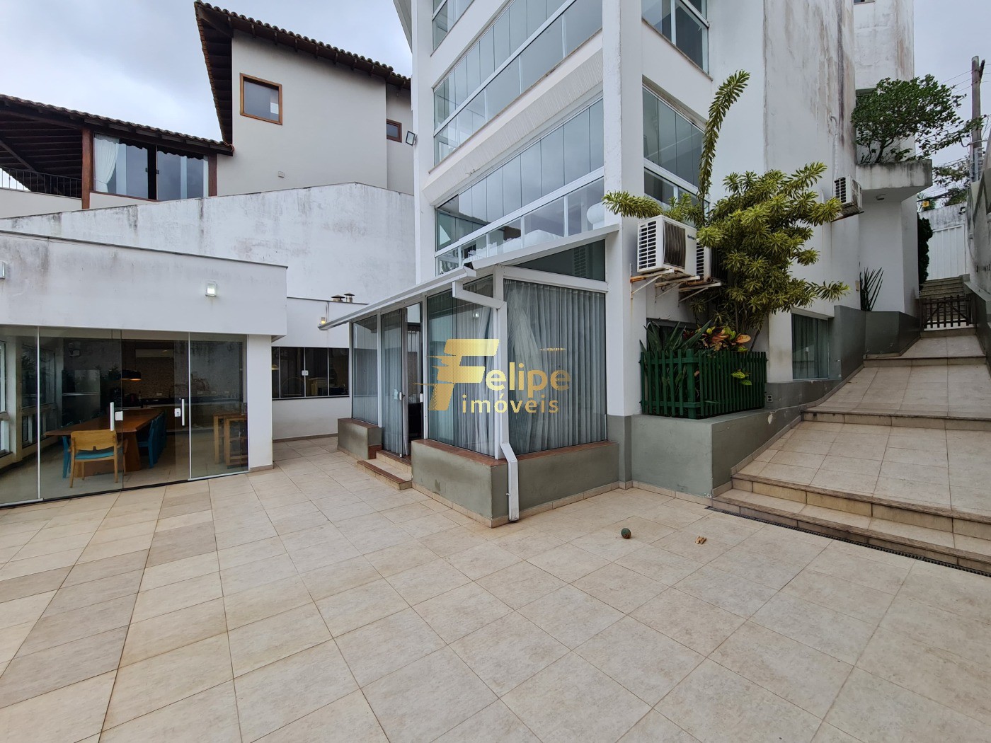 Casa à venda com 5 quartos, 700m² - Foto 15