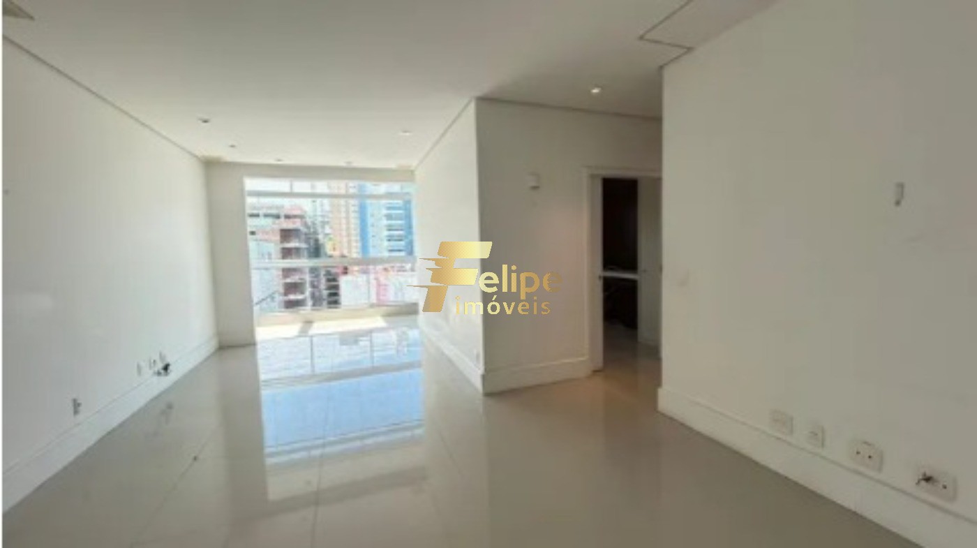 Apartamento à venda com 3 quartos, 135m² - Foto 17