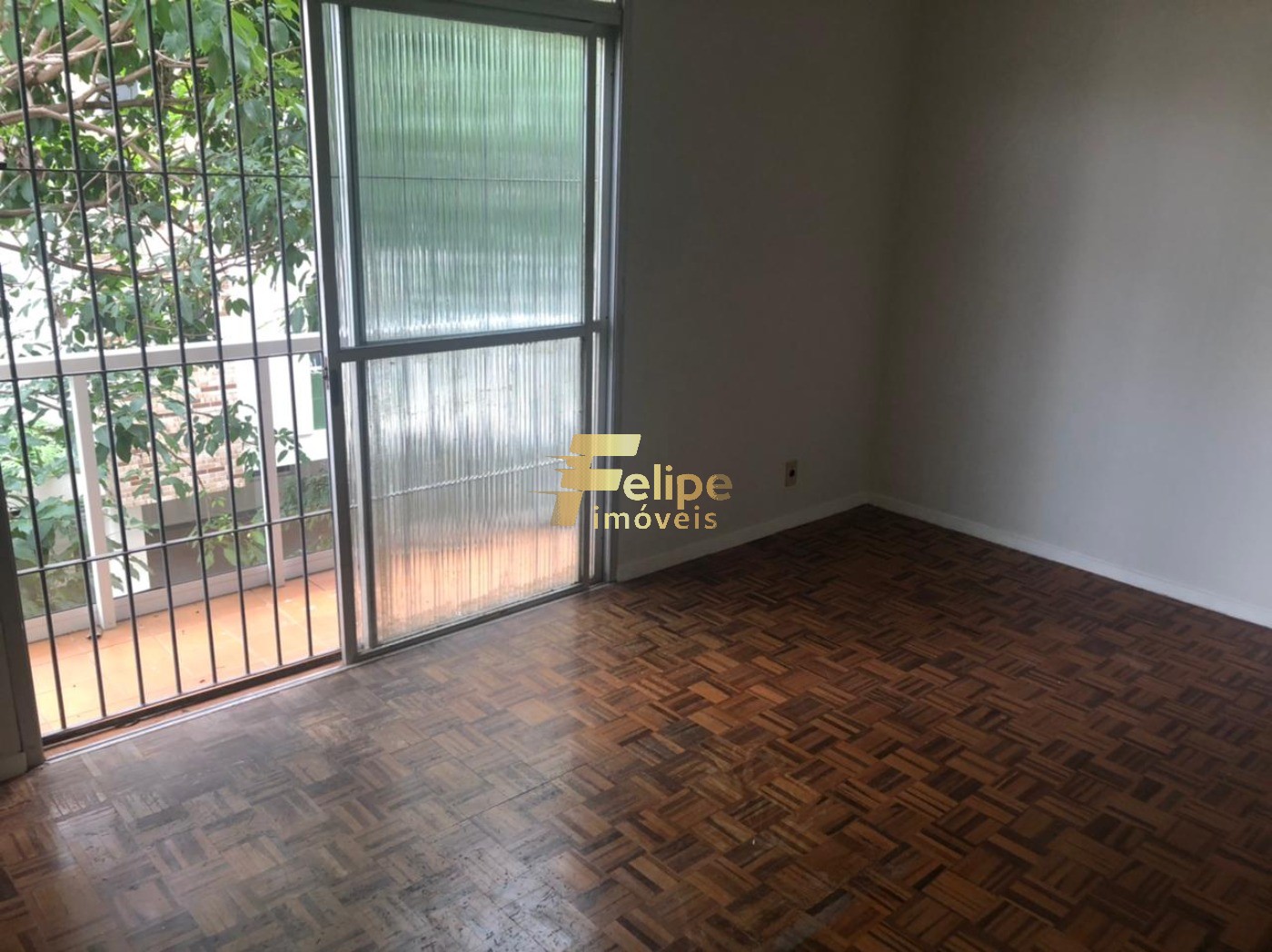 Apartamento à venda com 2 quartos, 78m² - Foto 1