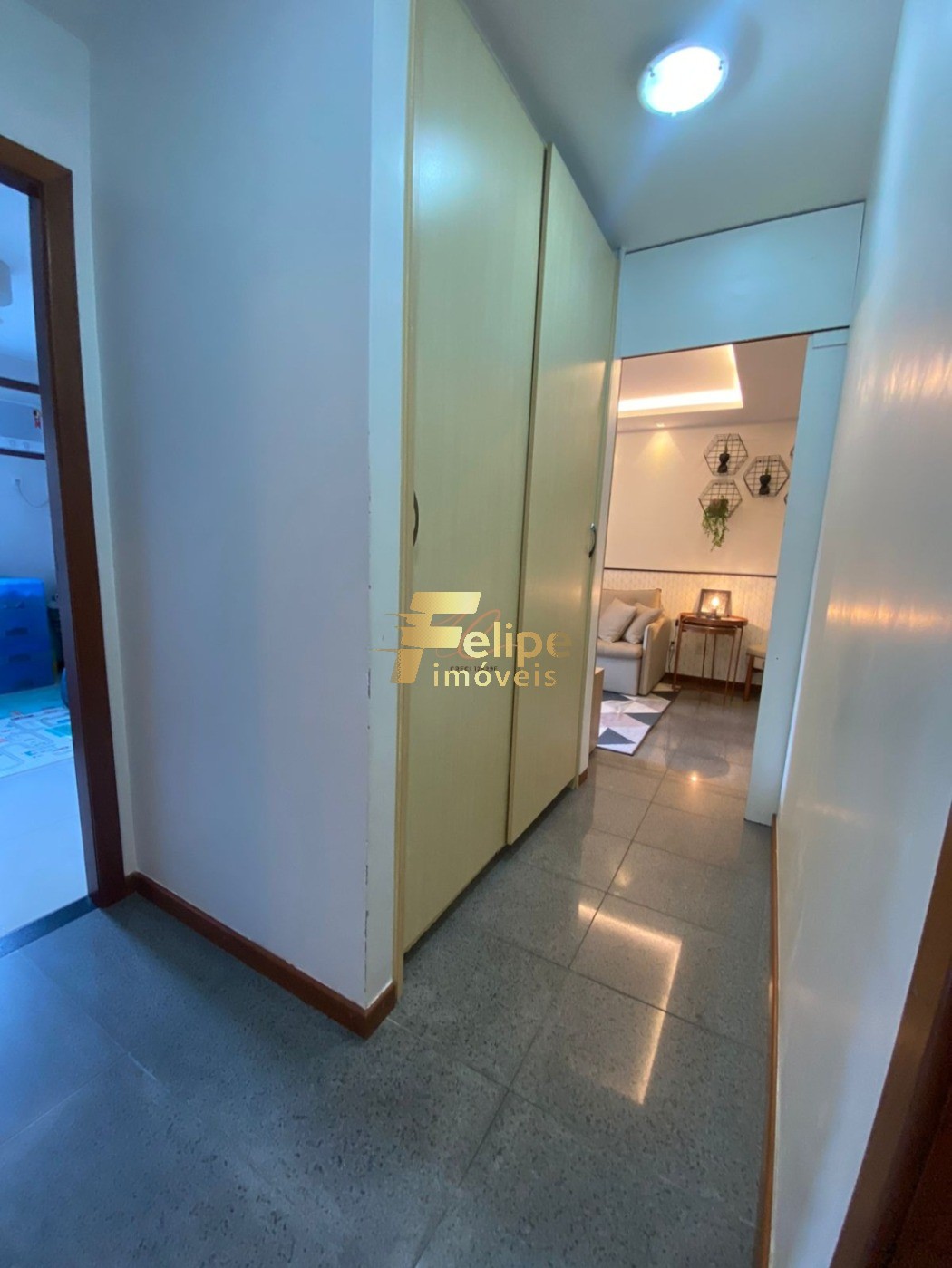 Apartamento à venda com 3 quartos, 95m² - Foto 7