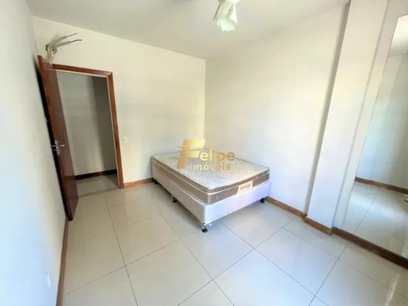 Apartamento à venda com 2 quartos, 80m² - Foto 12