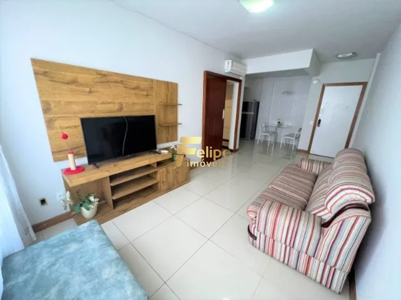 Apartamento à venda com 2 quartos, 80m² - Foto 3