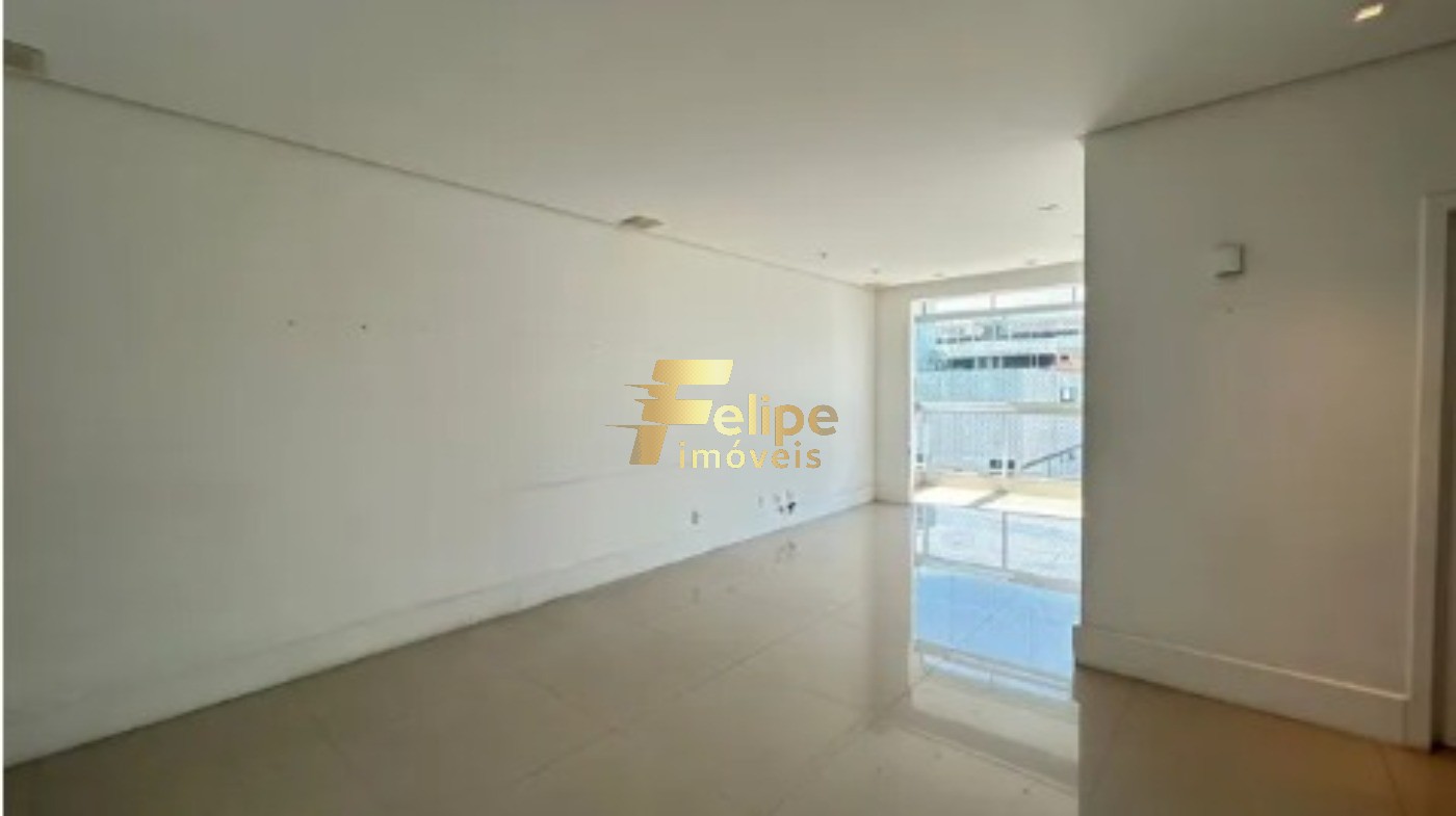 Apartamento à venda com 3 quartos, 135m² - Foto 18