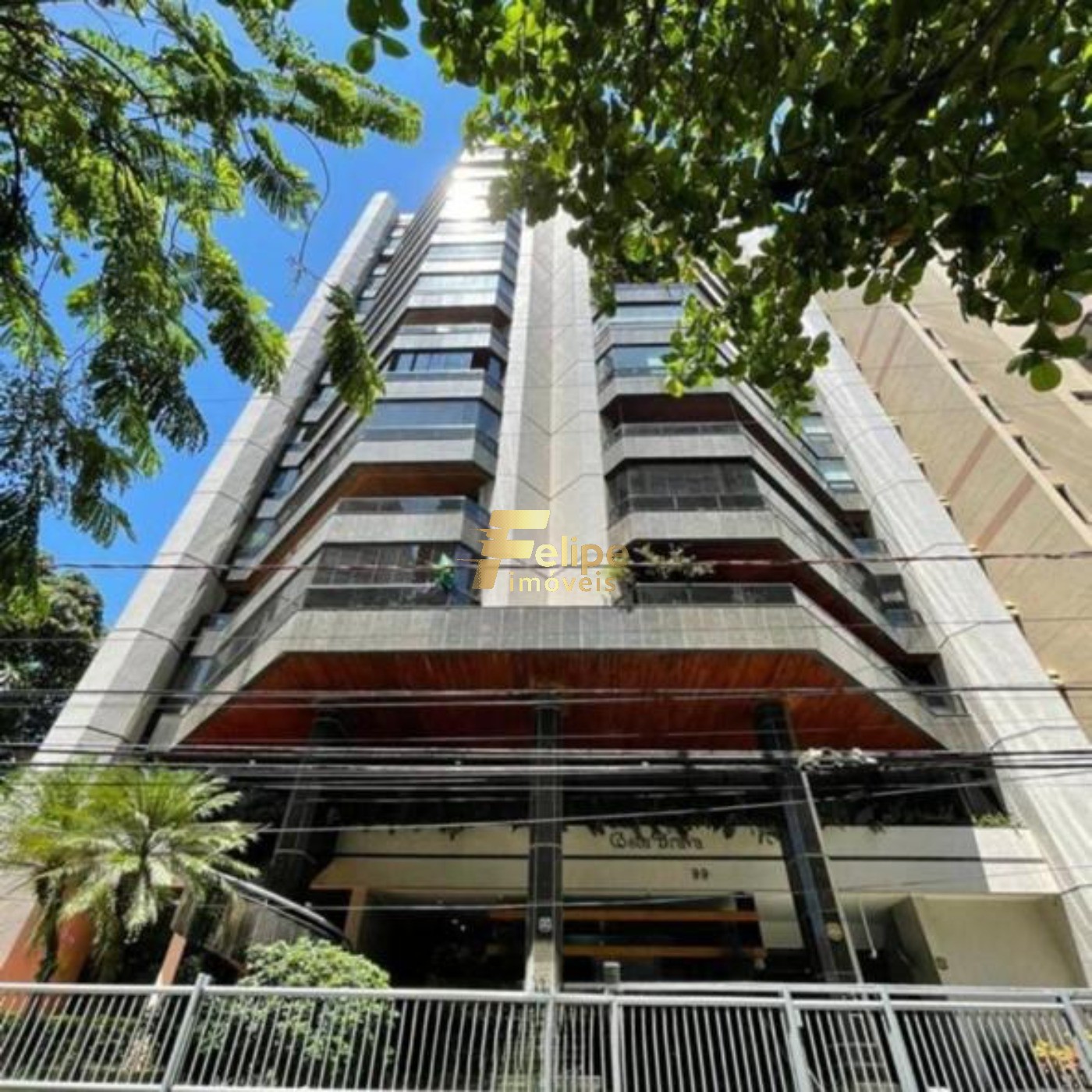 Apartamento à venda com 4 quartos, 250m² - Foto 3