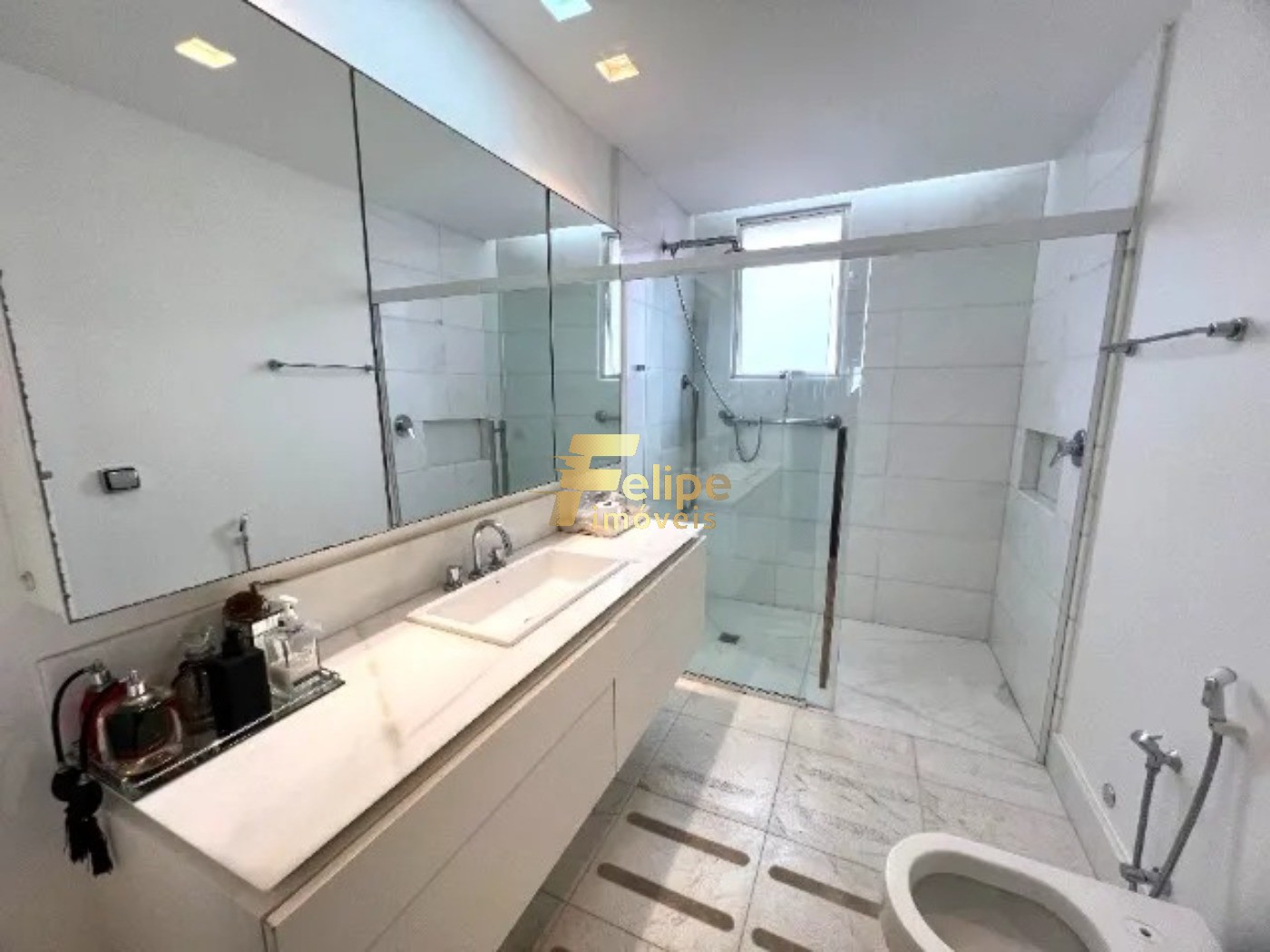 Apartamento à venda com 5 quartos, 362m² - Foto 14