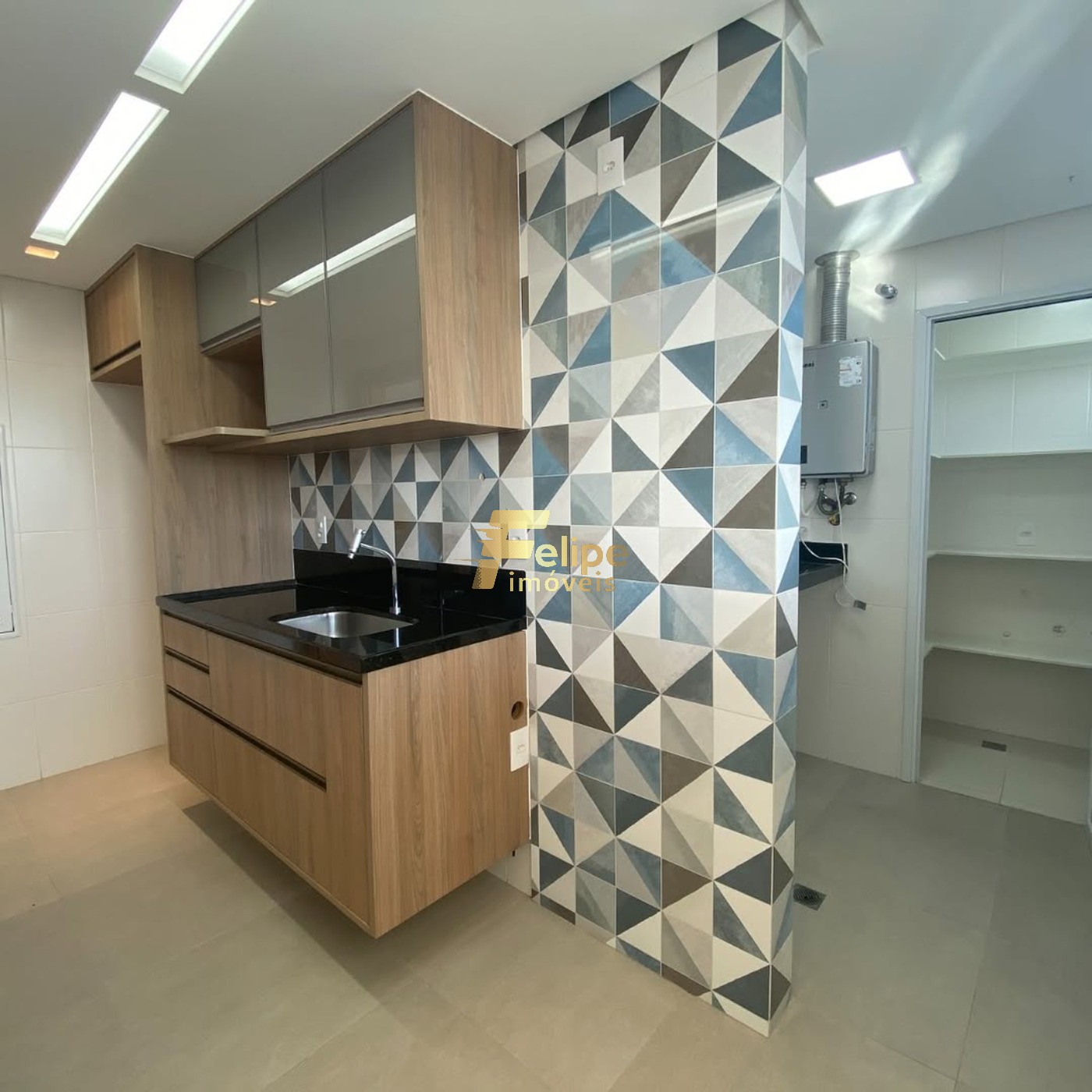 Cobertura, 3 quartos, 198 m² - Foto 3