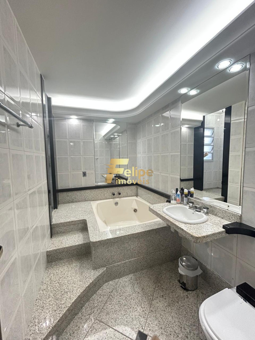Casa, 3 quartos, 208 m² - Foto 3