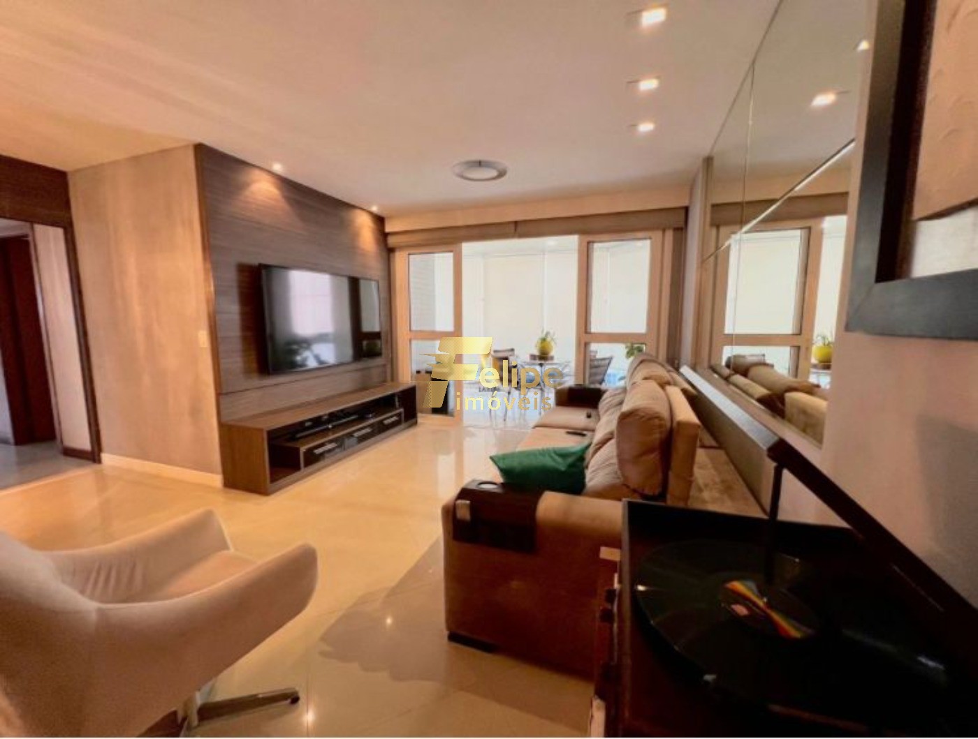 Apartamento, 4 quartos, 180 m² - Foto 1