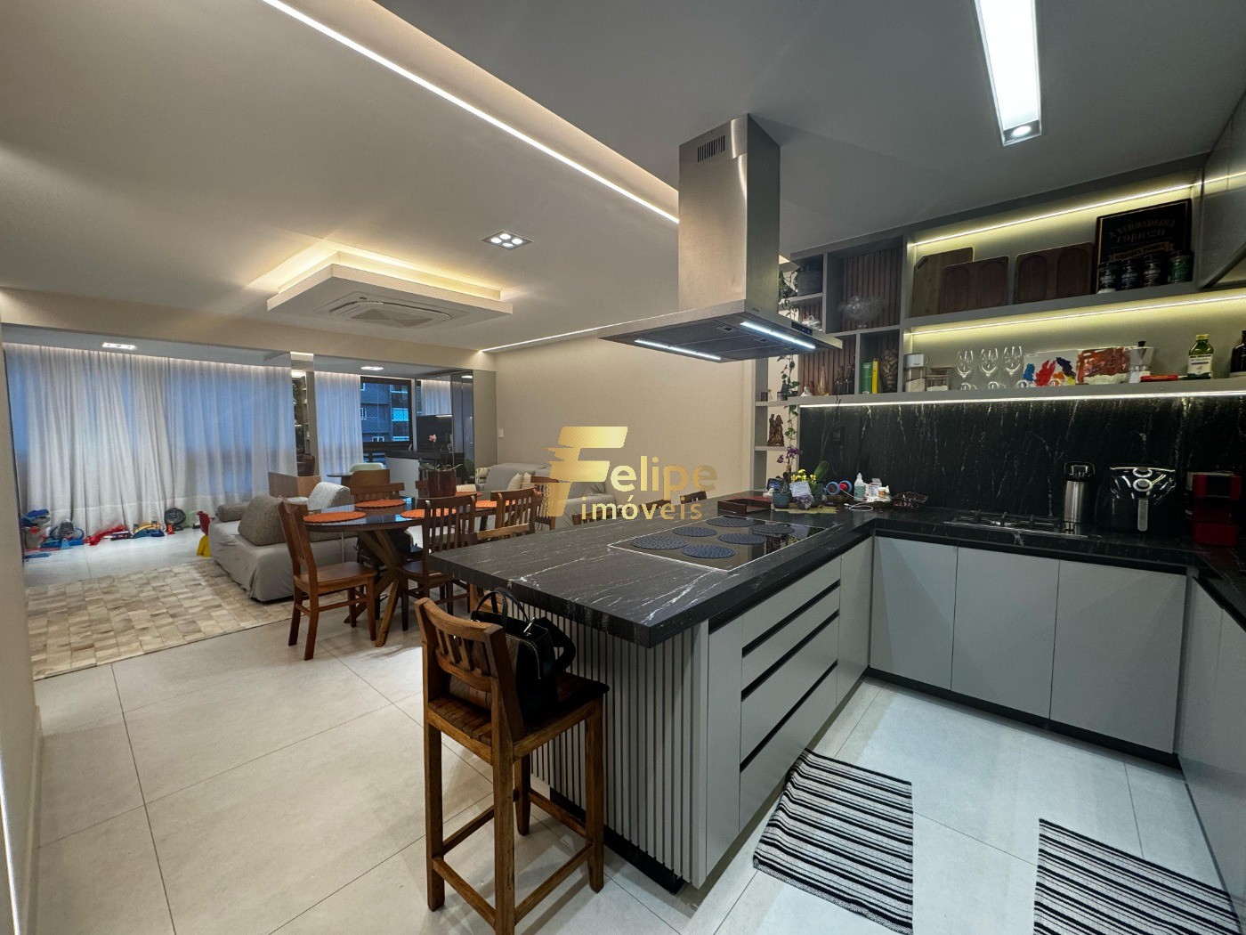 Apartamento, 3 quartos, 130 m² - Foto 2