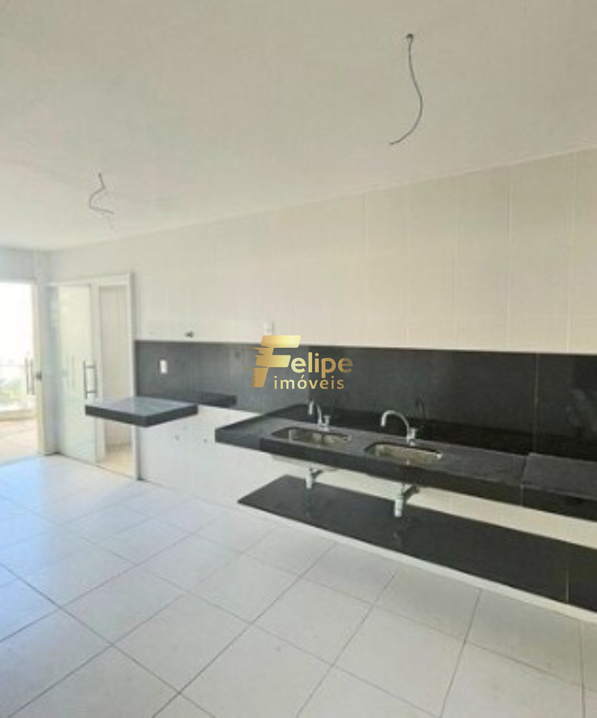 Cobertura, 3 quartos, 247 m² - Foto 2