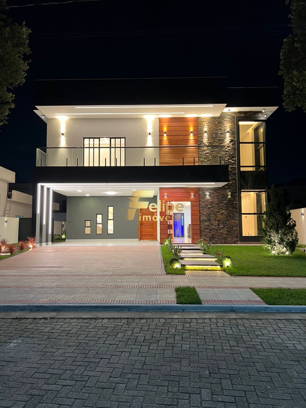 Casa, 4 quartos, 340 m² - Foto 1