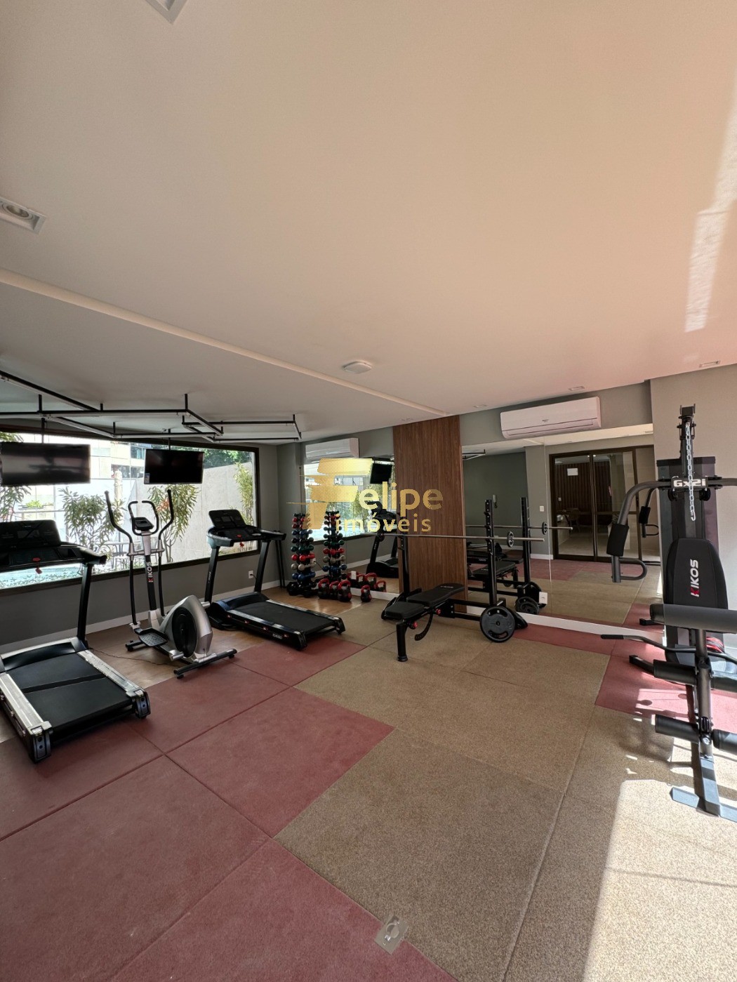 Apartamento, 4 quartos, 217 m² - Foto 2