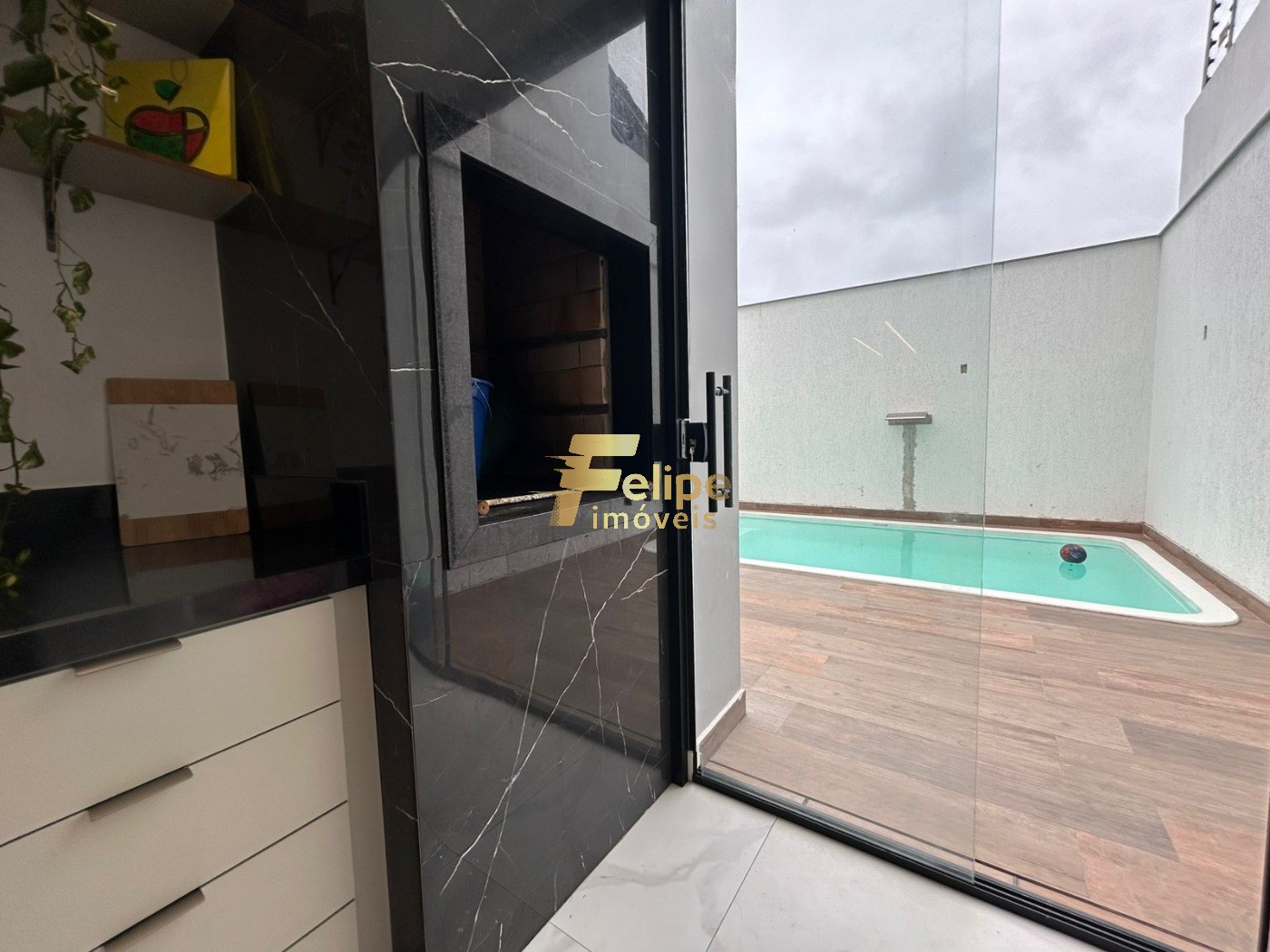 Casa, 3 quartos, 166 m² - Foto 2