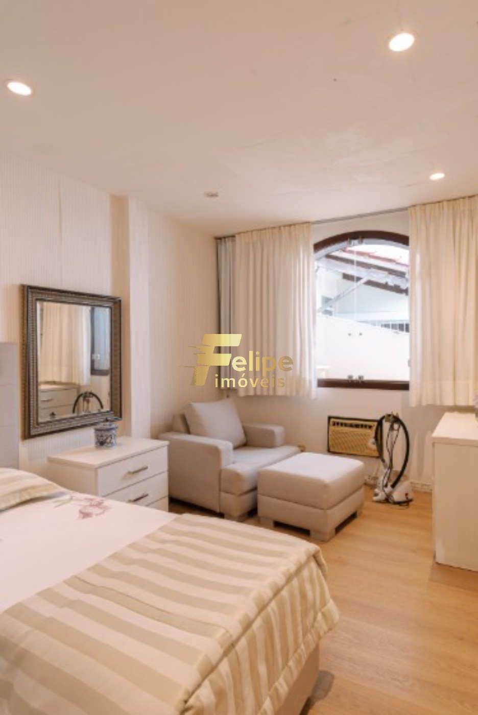 Casa, 4 quartos, 358 m² - Foto 6