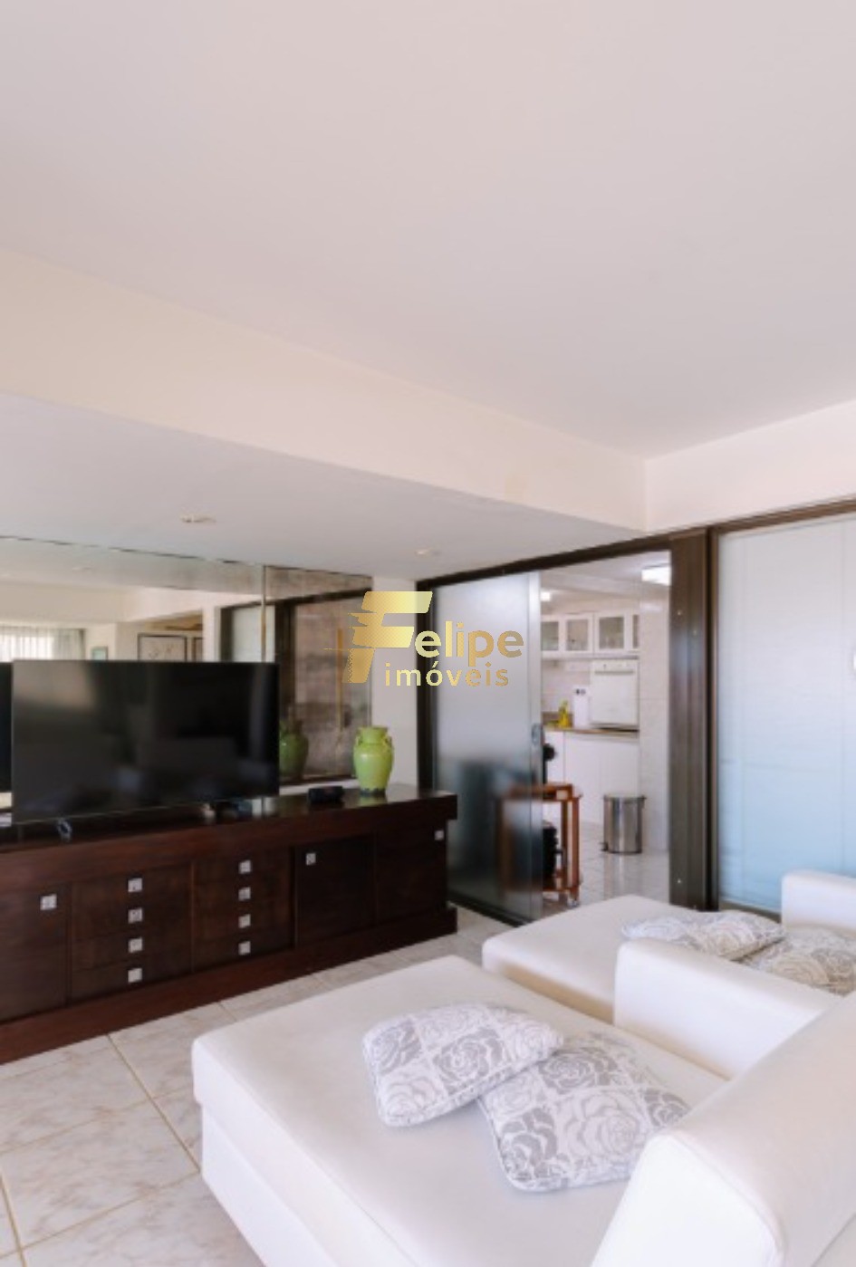 Casa, 4 quartos, 358 m² - Foto 2