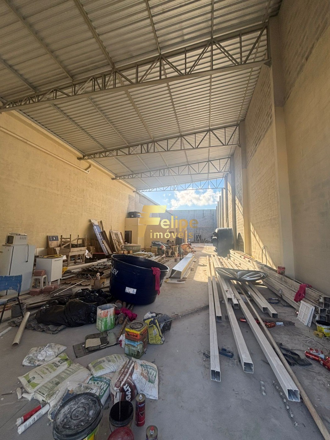 Depósito-Galpão, 650 m² - Foto 1
