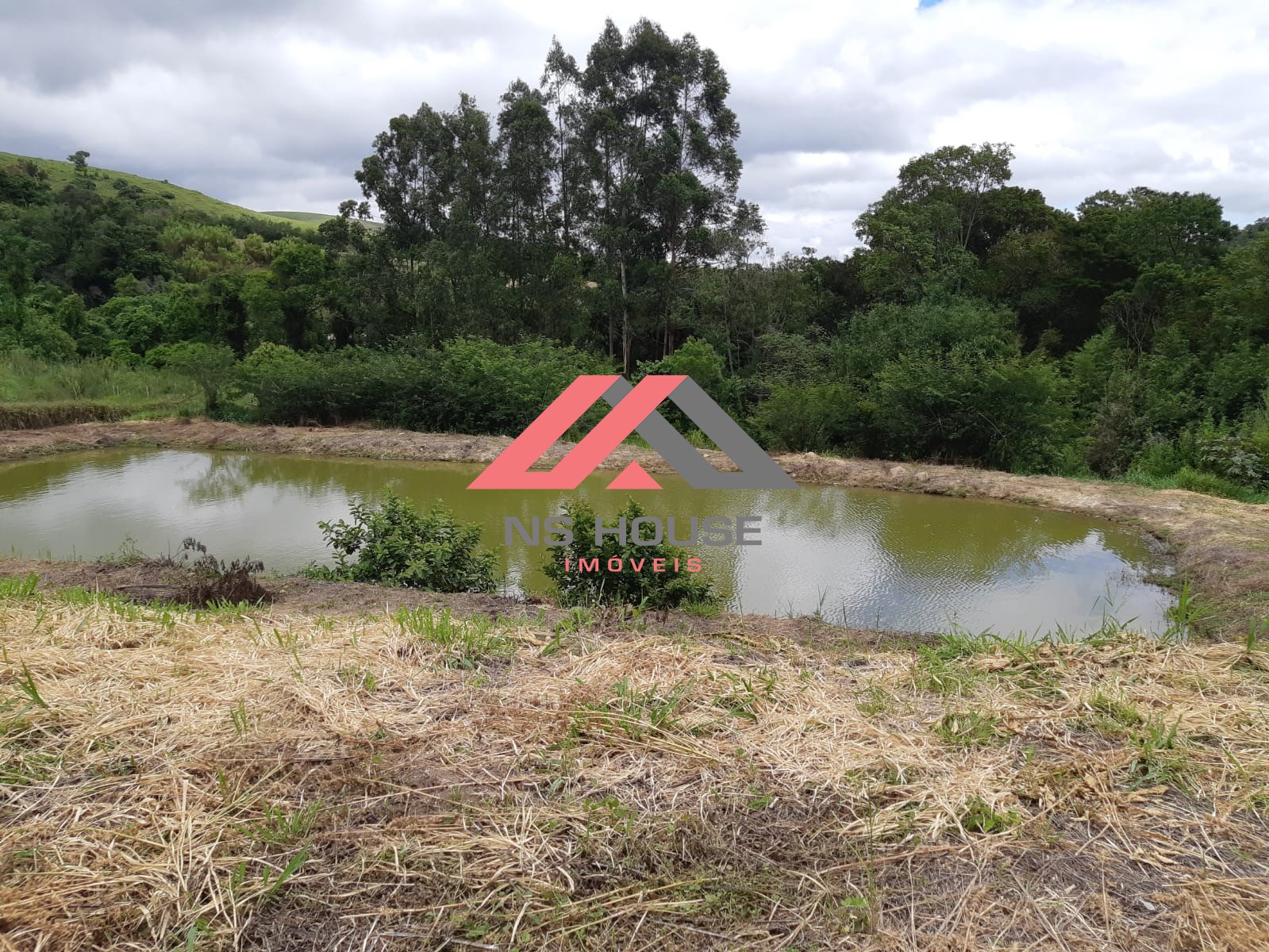 SITIO RESIDENCIAL em PIEDADE - SP, Roseiral