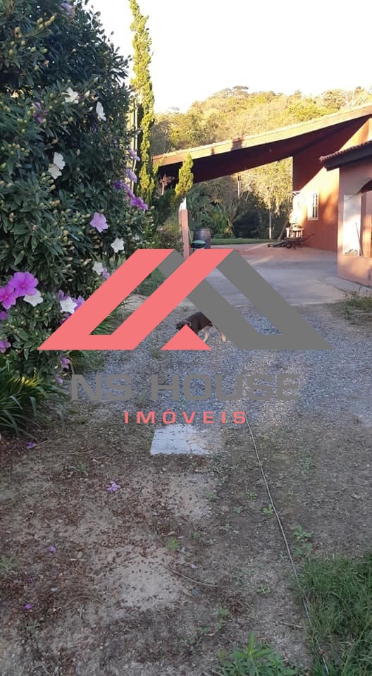 SITIO RESIDENCIAL em PIEDADE - SP, Roseiral