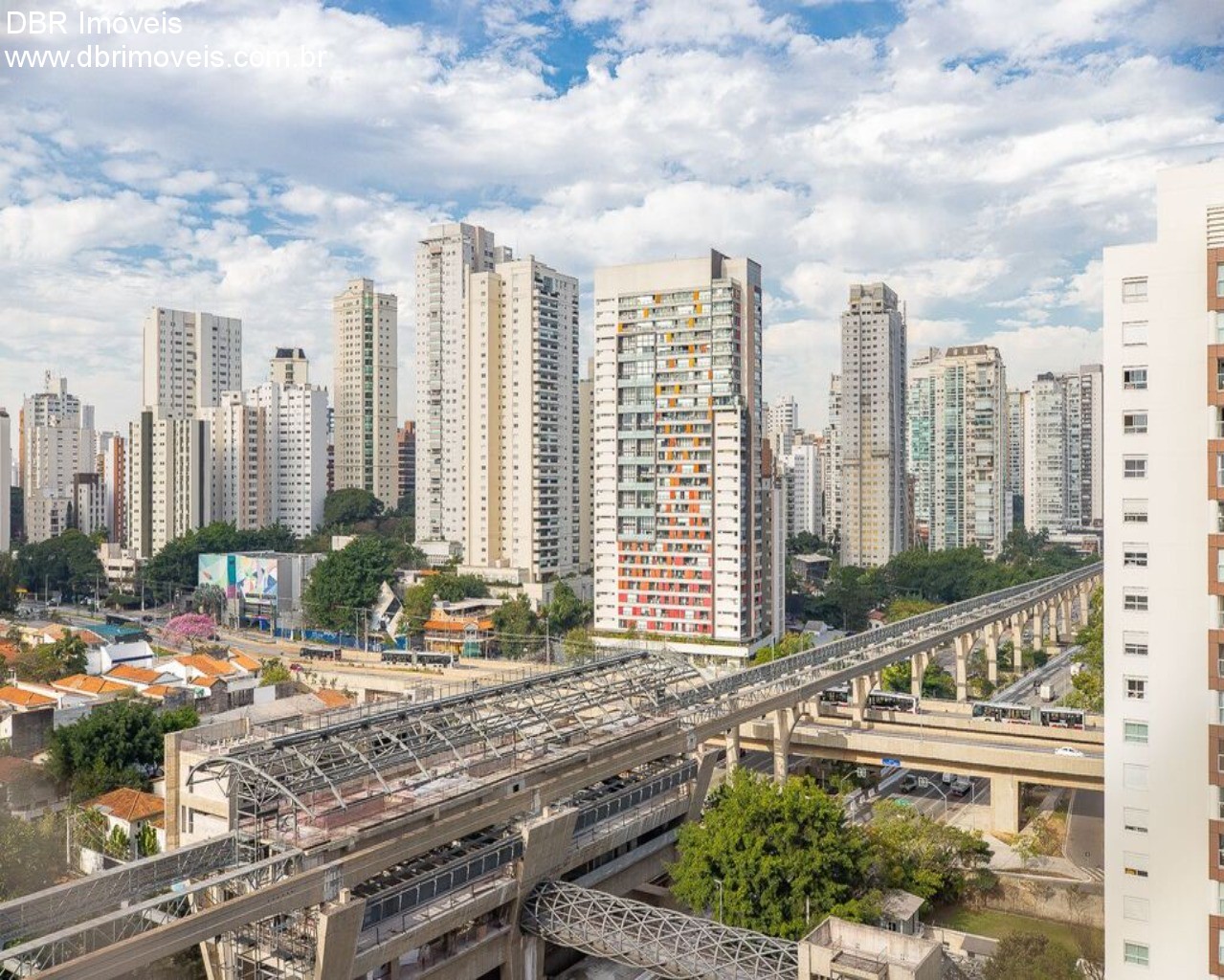 APARTAMENTO RESIDENCIAL em São Paulo - SP, Broklin