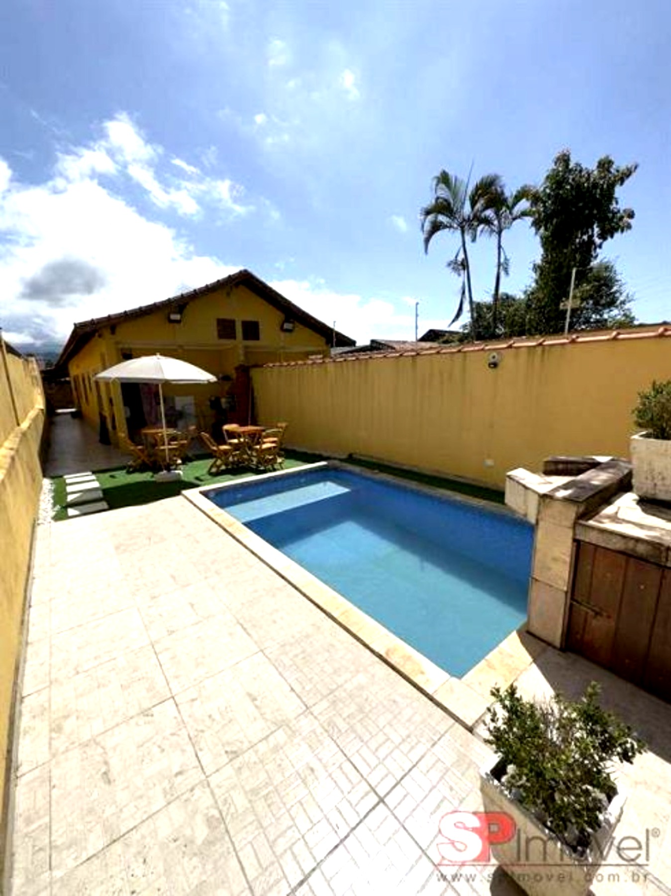 CASA RESIDENCIAL em São Paulo - SP, Mongaguá