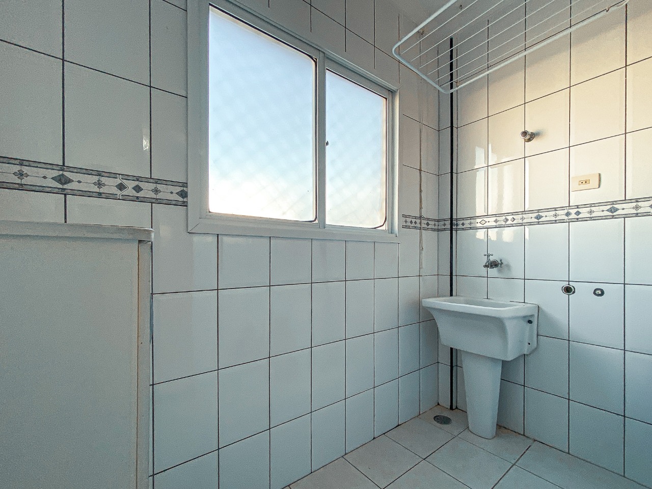 APARTAMENTO RESIDENCIAL em São Paulo - SP, Guilhermina Praia Grande