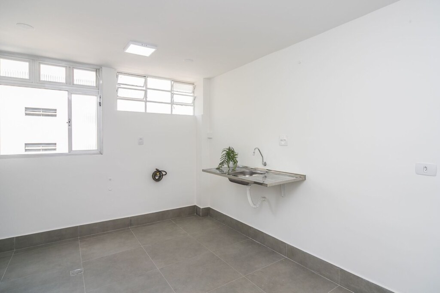 Apartamento à venda com 2 quartos, 74m² - Foto 21