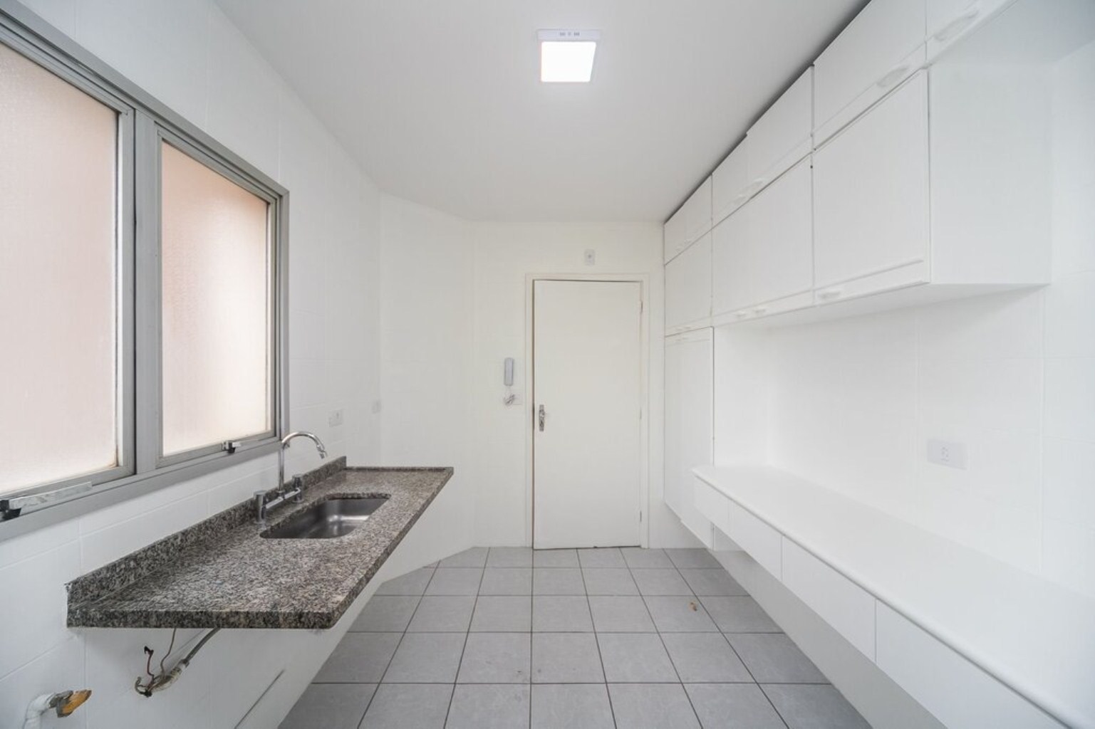 Apartamento à venda com 3 quartos, 73m² - Foto 19