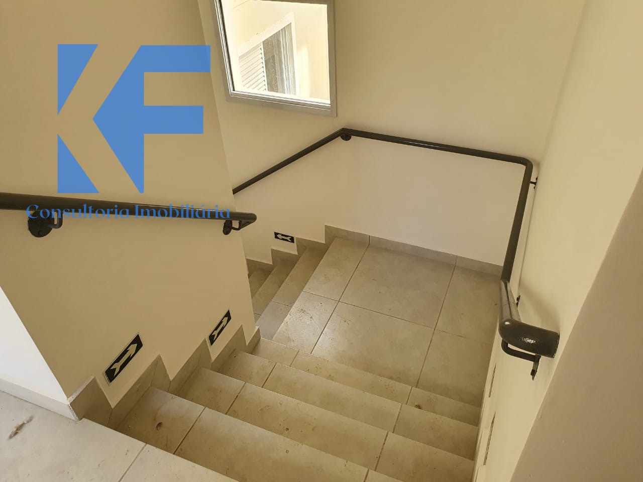 Apartamento à venda com 2 quartos, 300m² - Foto 11