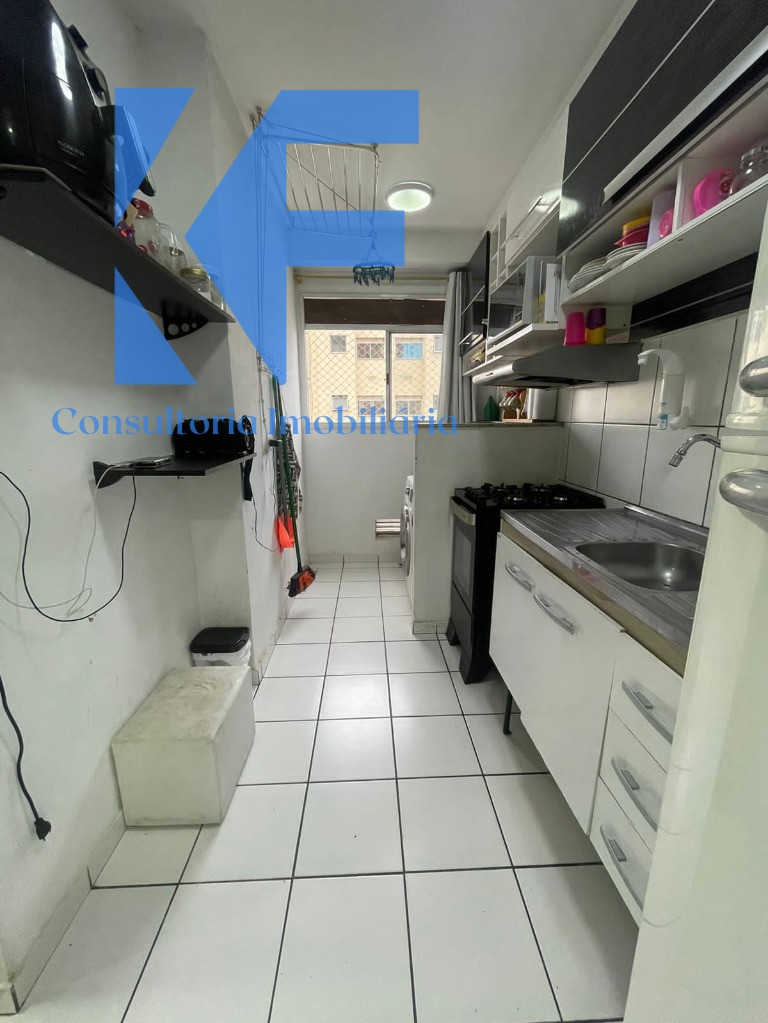 Apartamento à venda com 2 quartos, 45m² - Foto 4