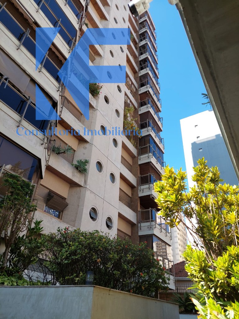 Apartamento à venda com 4 quartos, 310m² - Foto 1