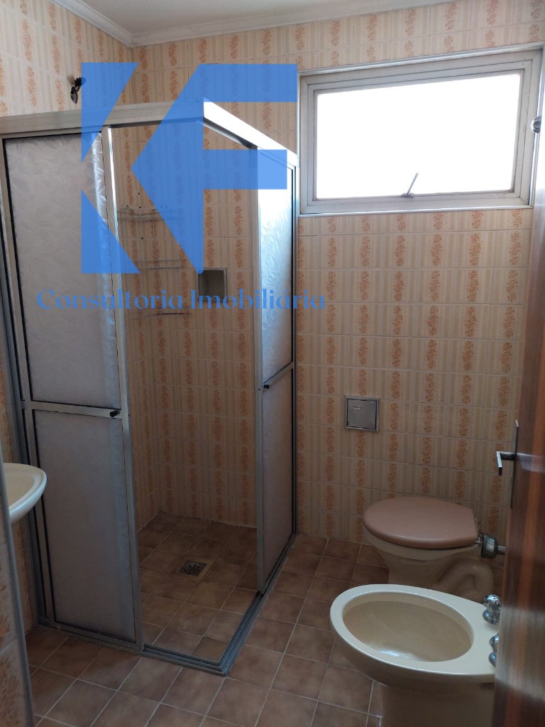 Apartamento à venda com 3 quartos, 70m² - Foto 2