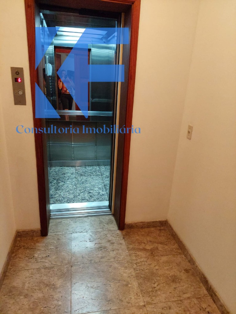 Apartamento à venda com 3 quartos, 242m² - Foto 7