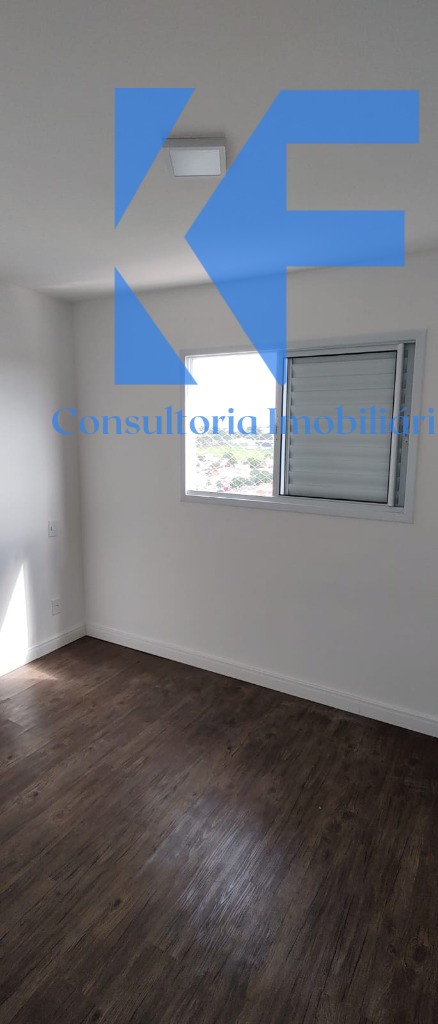 Apartamento para alugar com 2 quartos, 70m² - Foto 4