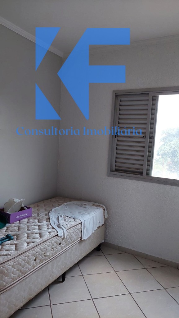 Apartamento à venda com 2 quartos, 80m² - Foto 3