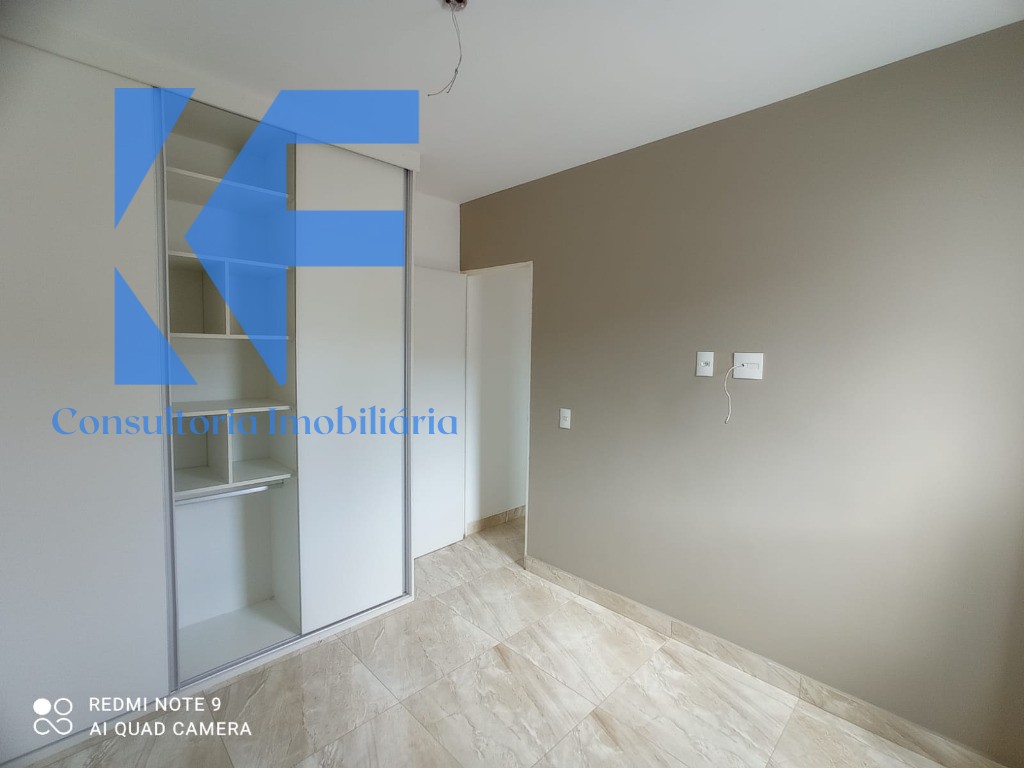 Apartamento à venda com 2 quartos, 48m² - Foto 4