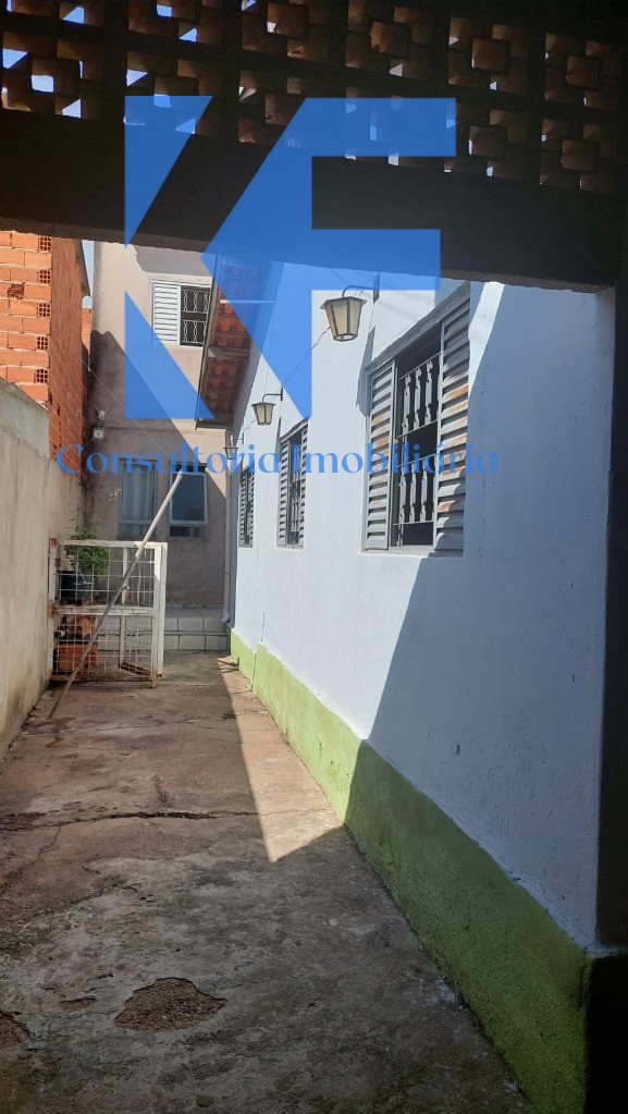 Casa à venda com 5 quartos, 162m² - Foto 11