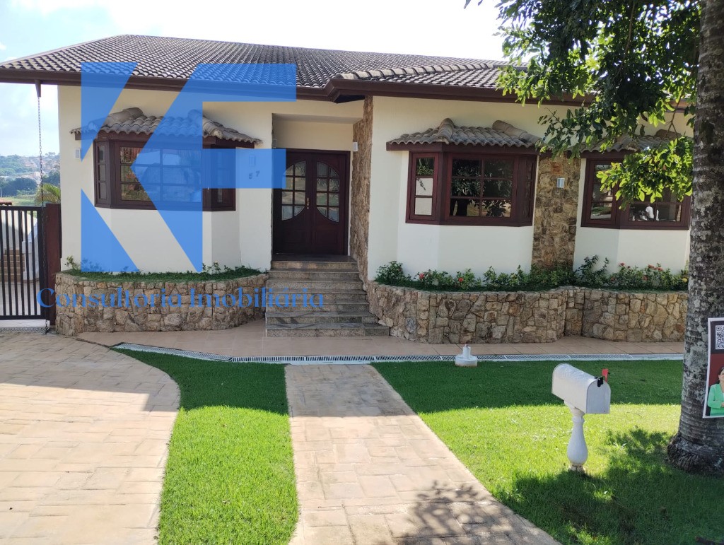 Casa à venda com 4 quartos, 341m² - Foto 1