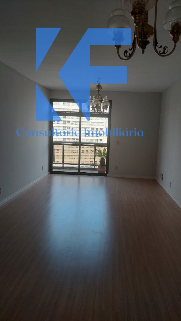 Apartamento à venda com 3 quartos, 160m² - Foto 37