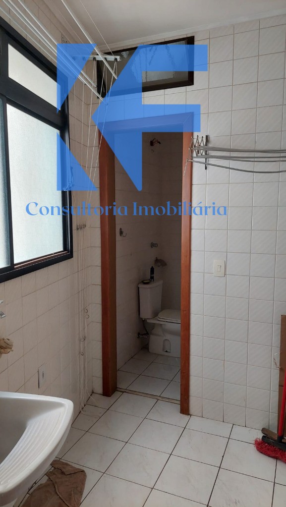 Apartamento à venda com 2 quartos, 75m² - Foto 7