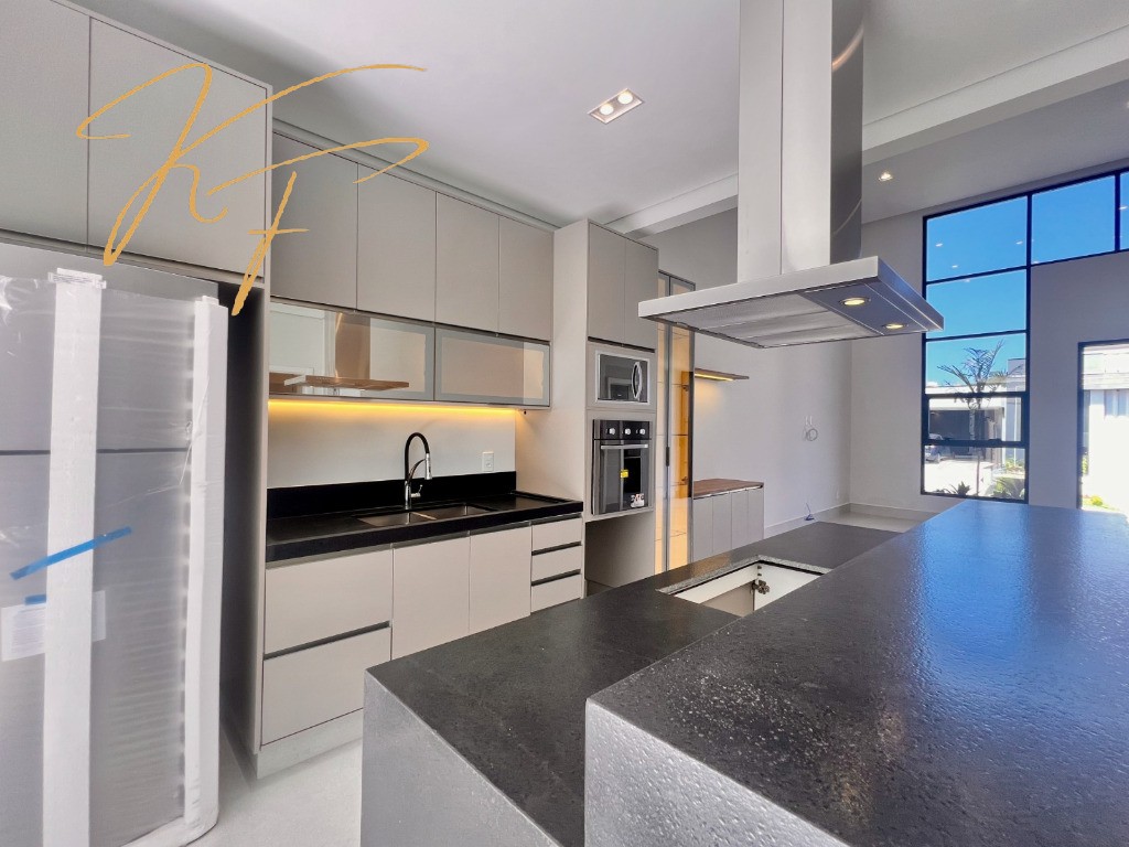 Casa, 3 quartos, 187 m² - Foto 3