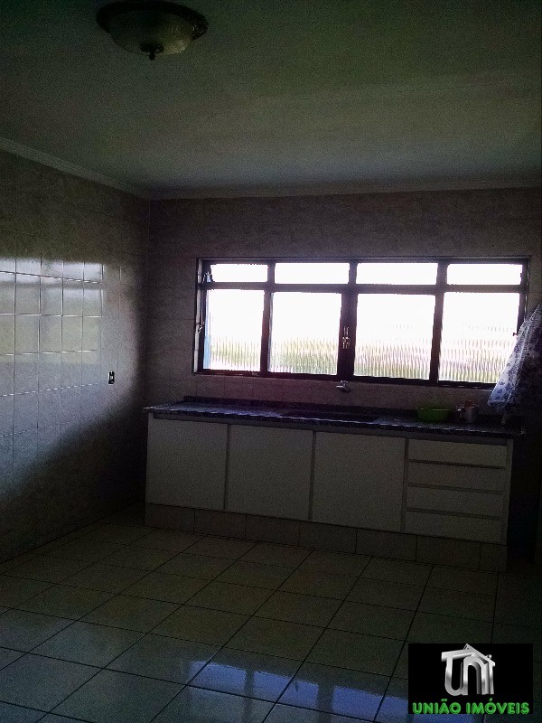 Apartamento à venda com 3 quartos, 130m² - Foto 14