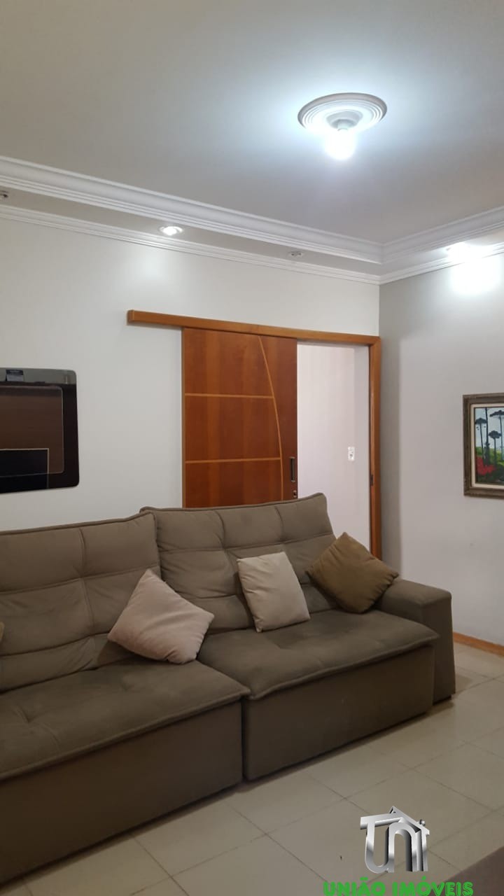 Casa à venda com 2 quartos, 105m² - Foto 12