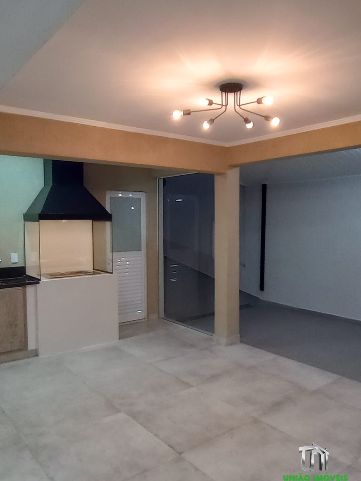 Casa à venda com 3 quartos, 250m² - Foto 19