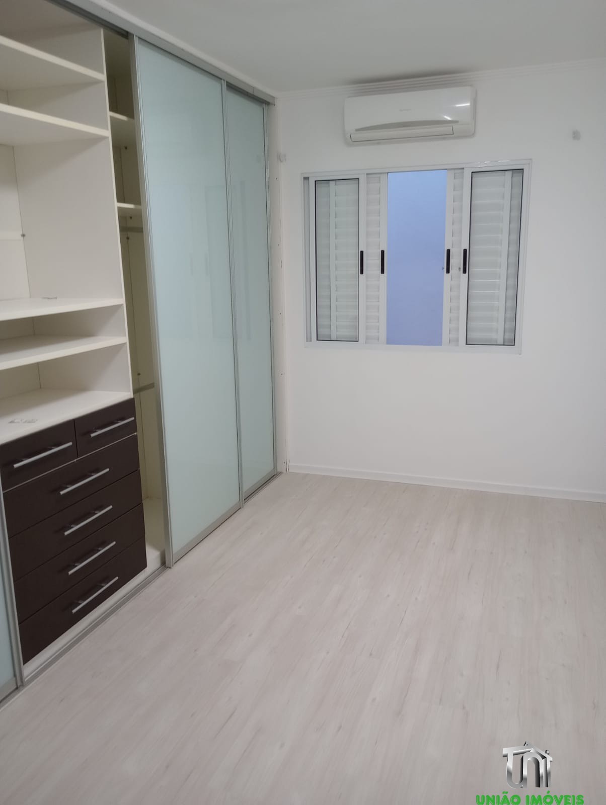 Casa à venda com 3 quartos, 250m² - Foto 48