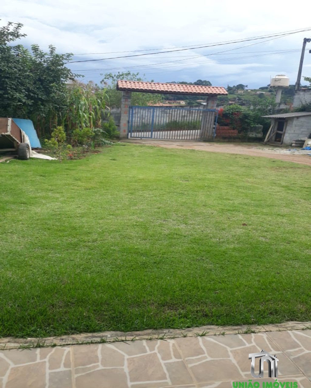 Fazenda à venda com 2 quartos, 1000m² - Foto 2