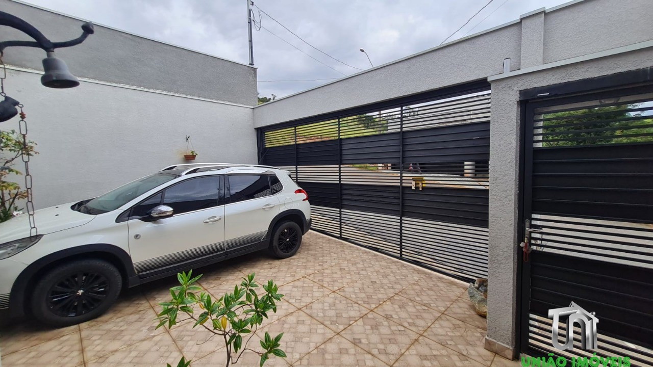 Casa à venda com 3 quartos, 147m² - Foto 4