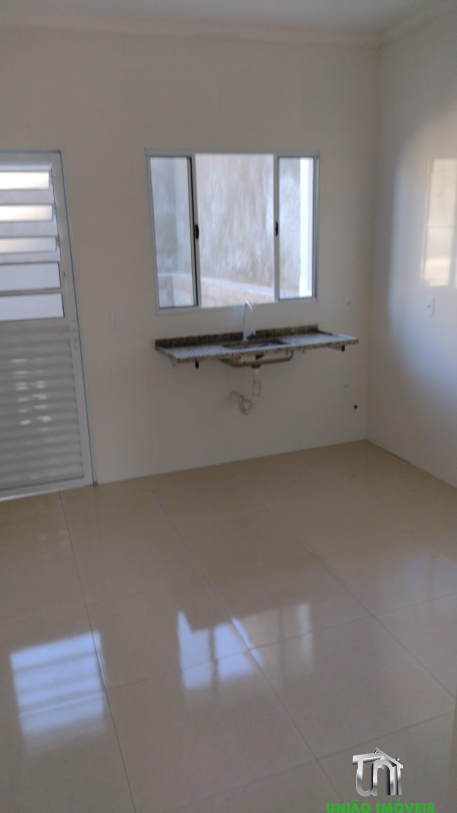 Casa à venda com 2 quartos - Foto 4