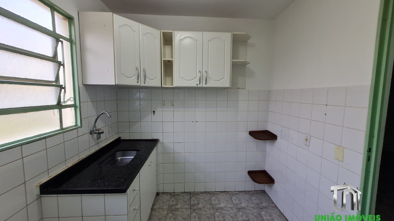 Apartamento para alugar com 2 quartos, 55m² - Foto 4