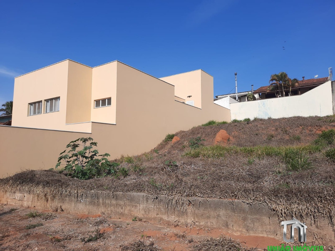 Terreno à venda, 360m² - Foto 1