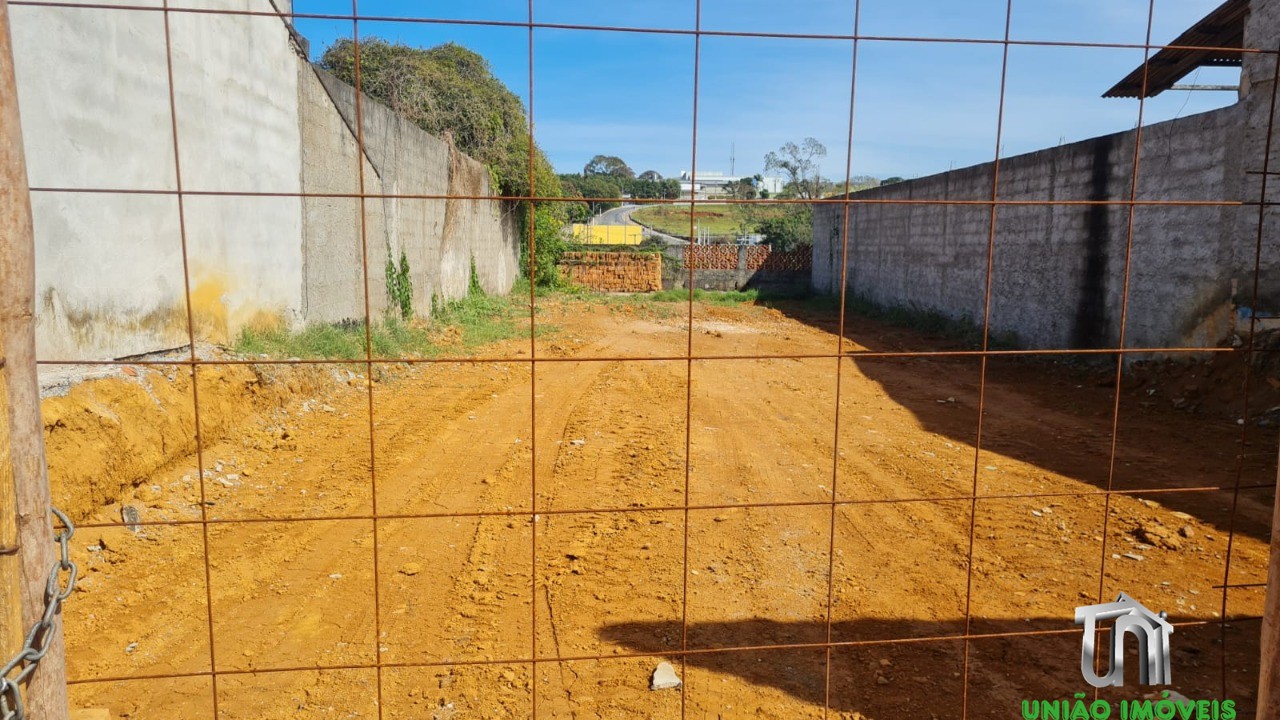 Loteamento e Condomínio para alugar, 300m² - Foto 1